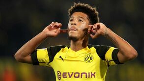 Borussia Dortmund renova com Jadon Sancho
