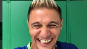 Imperdível: Jogador do Bétis faz paródia com vídeo da convocatória do selecionador espanhol