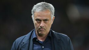 Mourinho antecipou em 5 horas conferência que durou... menos de 4 minutos