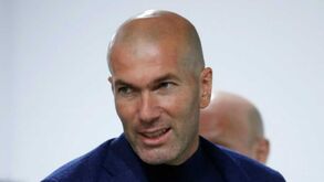 Manchester United pediu a Zidane para não ouvir outras ofertas