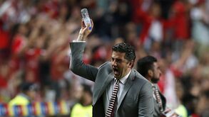 À 20.ª foi de vez: Rui Vitória quebra malapata diante do FC Porto
