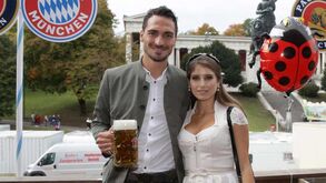 Bayern na Oktoberfest: muitas canecas de cerveja e 'glamour' em dose ainda maior