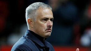 Estes craques da Premier League ficam livres em janeiro (e muitos são treinados por Mourinho)