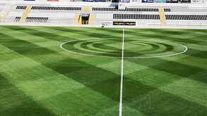 Portimonense punido por corte de relva 'artístico' no jogo com o Sporting