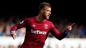 Yarmolenko está farto das críticas de comentador e quer resolver problema... à pancada