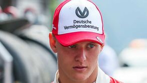 Filho de Michael Schumacher sagra-se campeão europeu de Fórmula 3