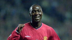 Andy Cole escolheu o seu onze de sonho do Manchester United e... esqueceu Ronaldo