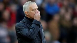 Federação abre inquérito a Mourinho