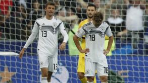 O pior ano da história da Alemanha arrisca terminar em pesadelo... para os adversários