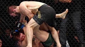 Khabib Nurmagomedov quer ter Mike Tyson como treinador