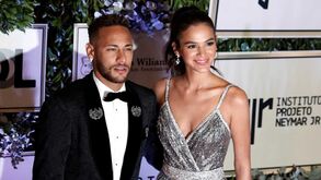 Marquezine confirma fim de namoro com Neymar: «Foi decisão dele»