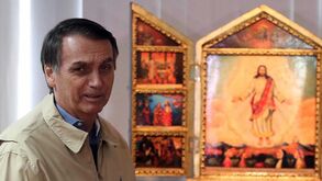 Escândalo de mensagens de propaganda pode tramar Bolsonaro