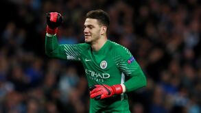 Rui Patrício no top 10 de ranking liderado por Ederson