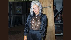 Lily Allen saiu à rua de peito à mostra e não vê nenhum problema nisso