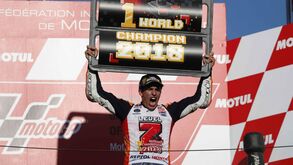 Marc Márquez é o mais jovem pentacampeão mundial de MotoGP