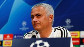 Mourinho: «Voltar ao Real Madrid? Não, estou feliz aqui»