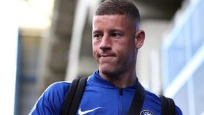 Ross Barkley apagou tatuagens dos braços