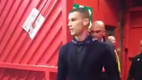 Assim foi a chegada de Ronaldo (e da Juventus) a Old Trafford