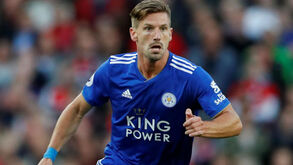 Adrien Silva está 