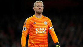 Kasper Schmeichel chorou na rua ao ver helicóptero incendiado