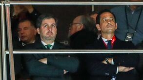 «Se não ganharem a Taça da Liga vêm todos a pé», terá dito Bruno de Carvalho ao plantel do Sporting