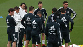 Duas baixas no Real Madrid por problemas musculares