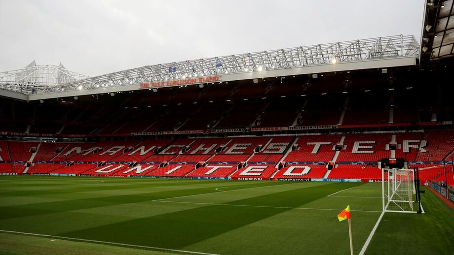 Manchester United aumenta preços dos bilhetes em 5% pelo terceiro ano seguido