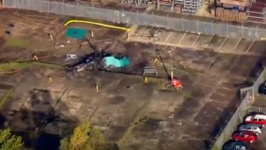 Aparelho despenhou-se nas imediações do estádio pouco depois de levantar voo 