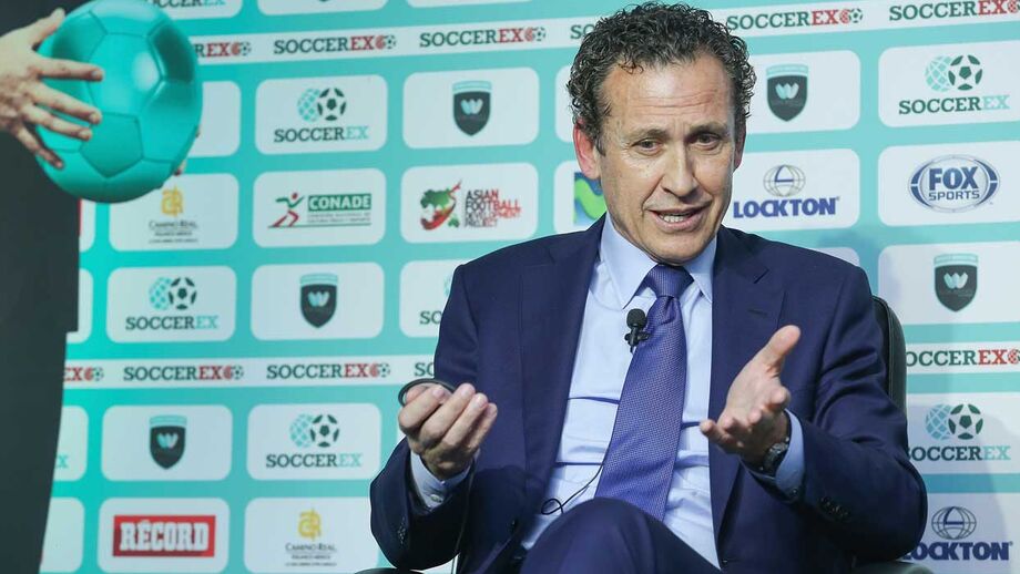 Valdano vê o Real Madrid melhor com Arbeloa
