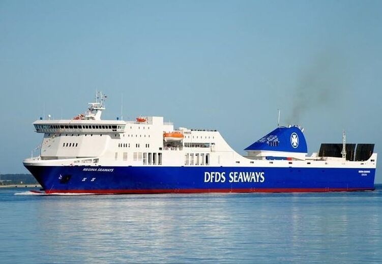 Imagem representativa de um dos ferrys da Regina Seaways