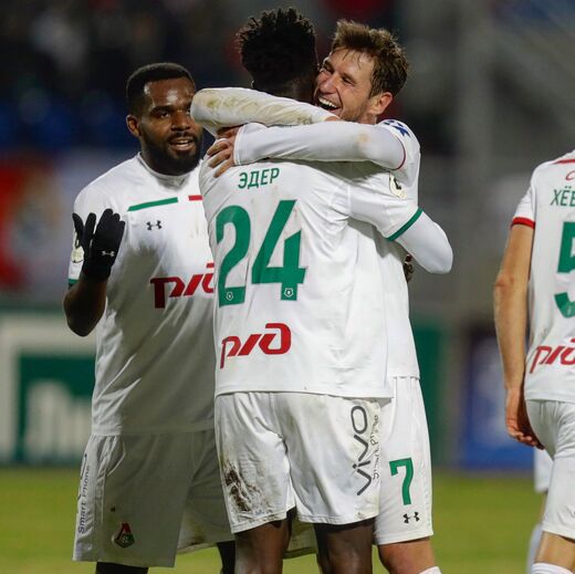 49. Lokomotiv Moscovo (Rússia): 28 jogadores