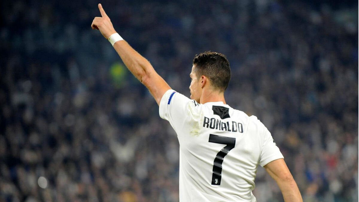 Golo De Ronaldo Ao Manchester United Foi O Melhor Da Semana Na Champions Liga Dos Campeoes Jornal Record