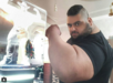 "Hulk Iraniano" surpreende a Internet com o seu enorme físico