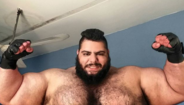 "Hulk Iraniano" surpreende a Internet com o seu enorme físico