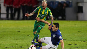 Peña espreita a titularidade frente ao Benfica