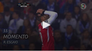 Trave impediu golaço de Esgaio no Dragão