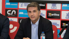 Presidente demissionário da AG vai processar líder da SAD por acusação falsa