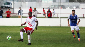 Vilafranquense dispensa Giovani Rosa