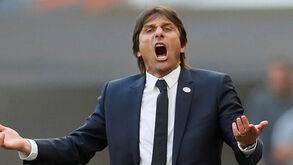 Chelsea tenta tudo para não indemnizar Conte em 23 milhões: eis algumas das razões