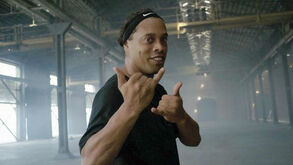 Tratores, mordomos e até helicópteros: as exigências mais bizarras dos futebolistas na hora de assinar