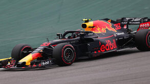 Max Verstappen: «Quando se faz tudo bem e depois vem um idiota e atira-te para fora...»