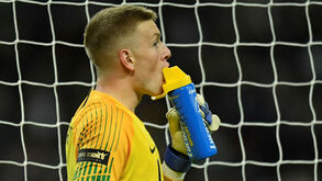 Pickford colocou cábula para defender penáltis... na garrafa de água