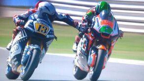 Romano Fenati regressa ao Mundial após polémica mas 'desce' à Moto3