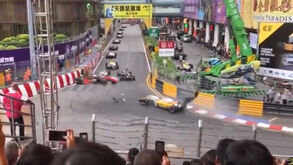 Grave acidente com piloto de 17 anos obrigou à suspensão do Grande Prémio de Macau