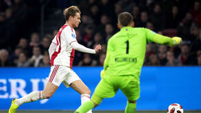 De Jong muito perto de assinar pelo Manchester City