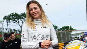 Piloto alemã diz que vai 