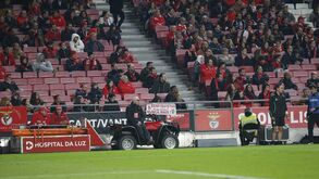 Na Luz já há tarjas sobre Jorge Jesus... mas não propriamente positivas