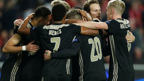 Clubes holandeses vão dividir parte do dinheiro dos prémios da UEFA