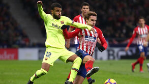 Rafinha desfalca Barcelona com rotura dos ligamentos cruzados