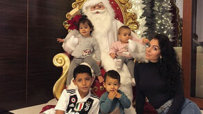 A decoração de Natal da casa de Cristiano Ronaldo em Turim